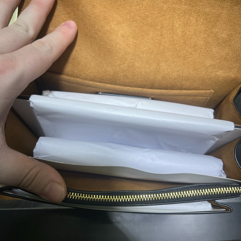 Coach Black Leather Shoulder Bag with Gold Chain - Picture 3 of 10